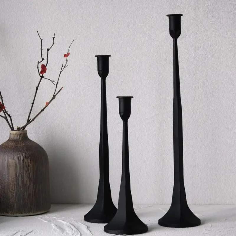 Industriel Kerzenstage: Stilfuld Elegance til Dit Hjem