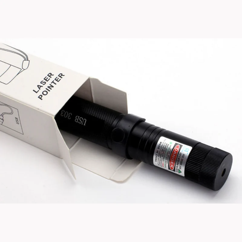 Langtrækkende Laser Pointer med Justerbar Fokus og USB Opladning