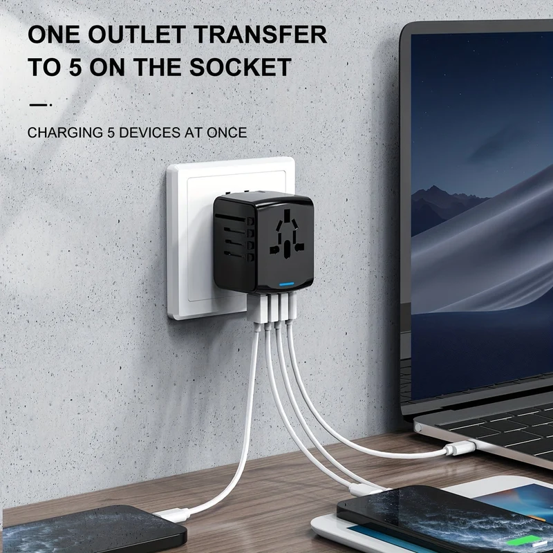 Rejseadapter med 4 USB & Type-C: Hurtig Opladning Globalt