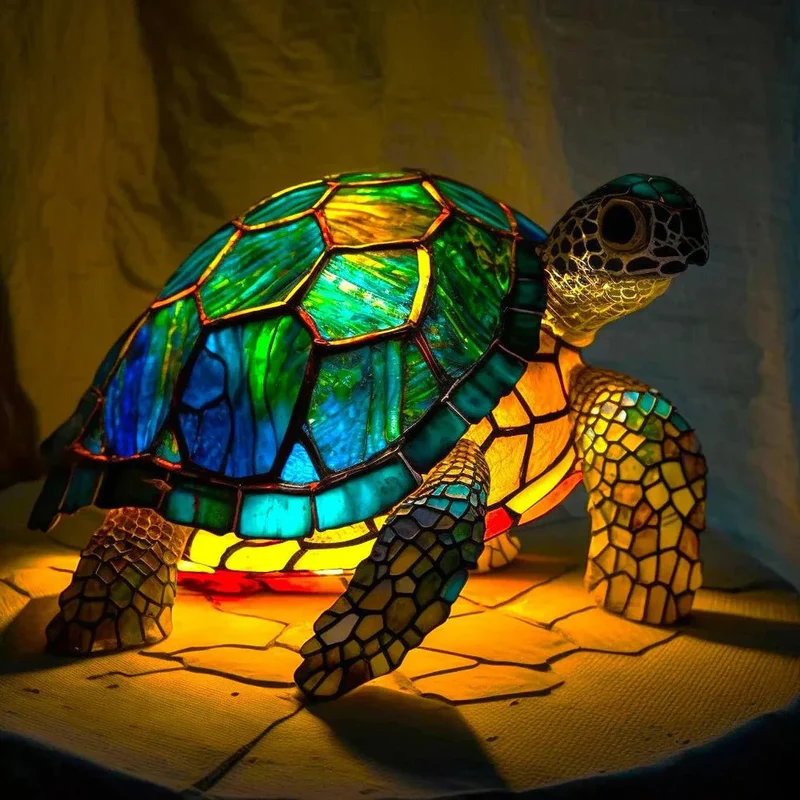 Unik Stained Glass Bordlampe med Dyreskulptur til Stemning