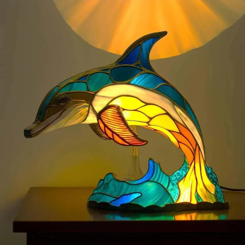 Unik Stained Glass Bordlampe med Dyreskulptur til Stemning