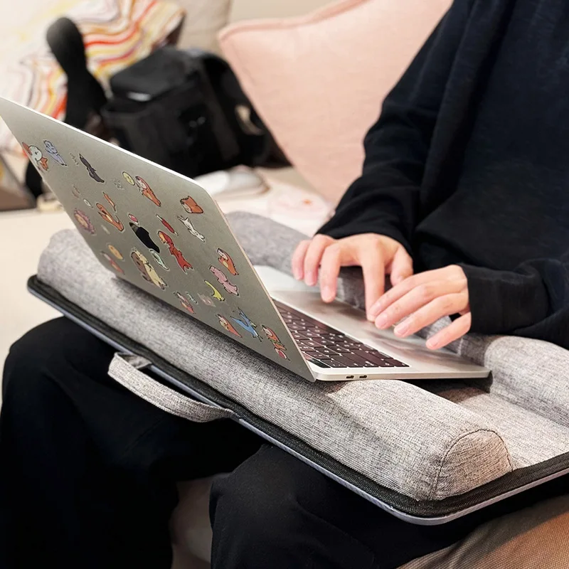 Kompakt Skrivebord til Studerende med Moderne Design