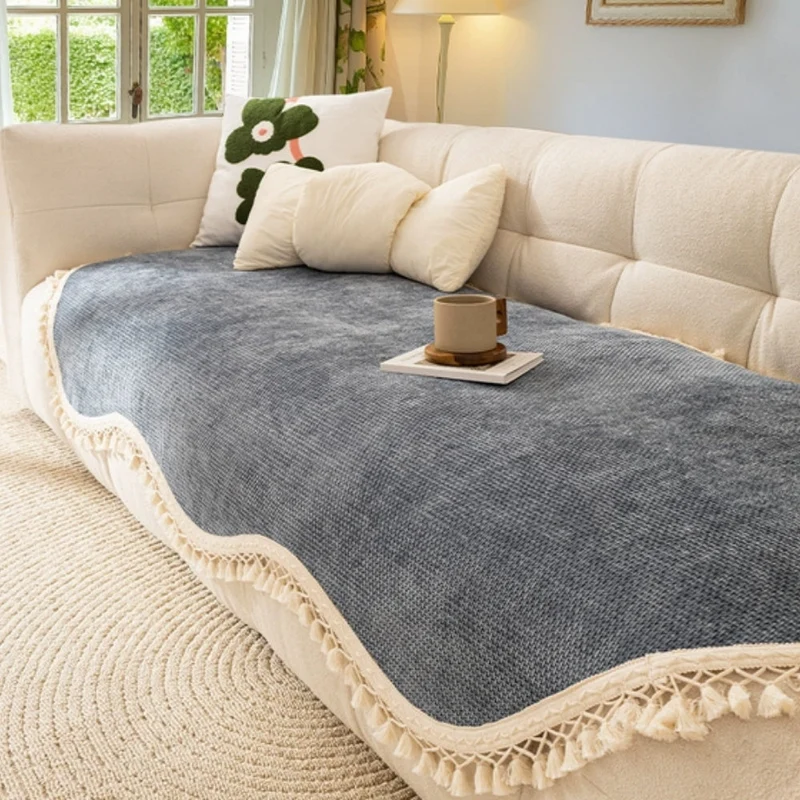 Elegant Sofaovertræk i Chenille med Moderne Quaster
