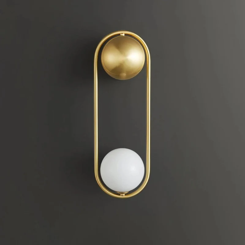 Elegant LED Væglampe i Metal - Skab Luksuriøs Atmosfære