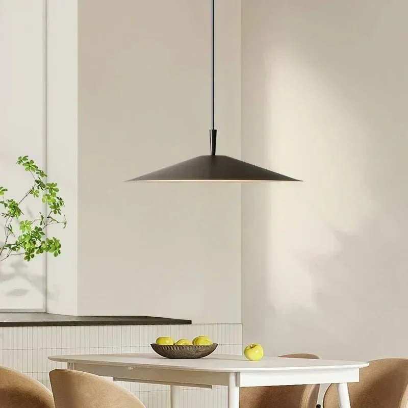 Aluminium Pendel Lampe med Varmt Lys til Moderne Indretning