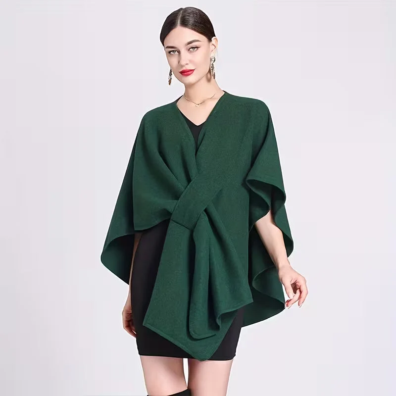 Elegant Poncho til Kvinder - Varm og Vindafvisende