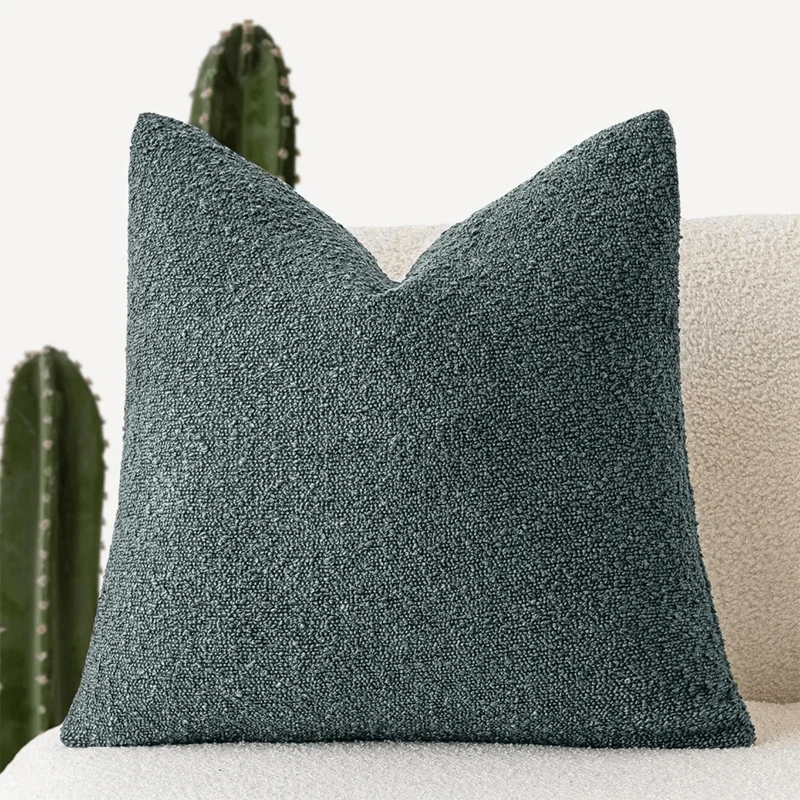 Elegant pudebetræk i tidløst design til sofa og seng