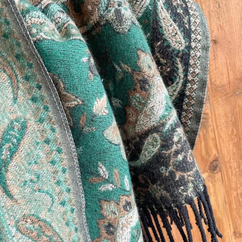 Stilfuld Paisley Dametørklæde i Blød Mikrofiber til Vinterdage