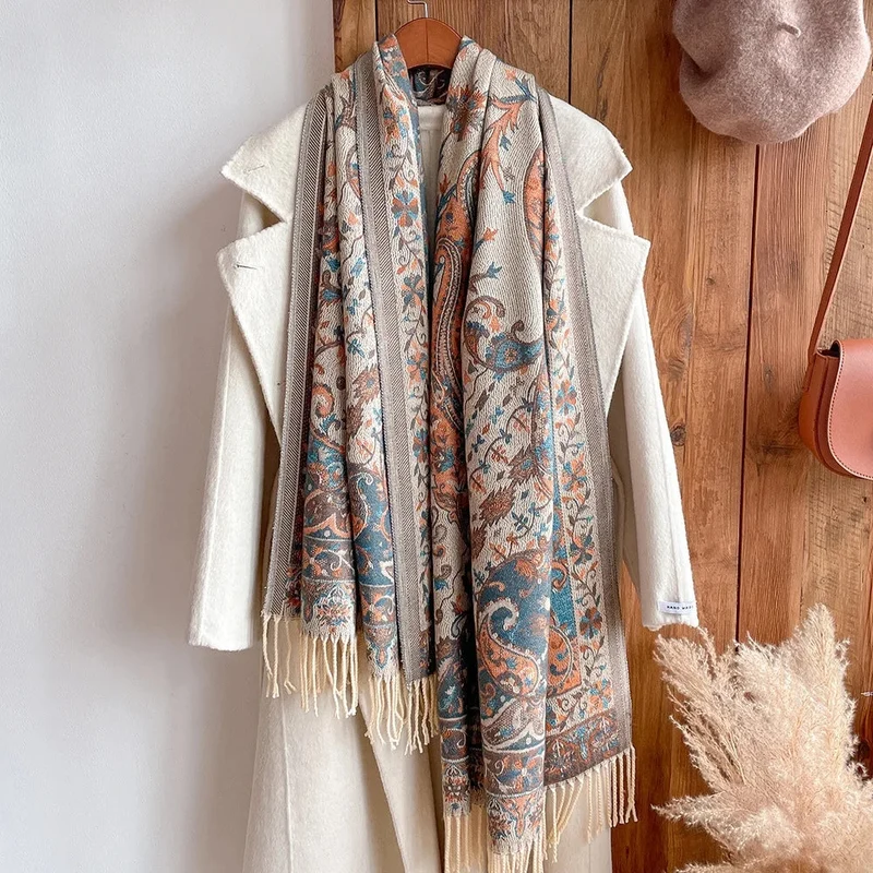 Stilfuld Paisley Dametørklæde i Blød Mikrofiber til Vinterdage