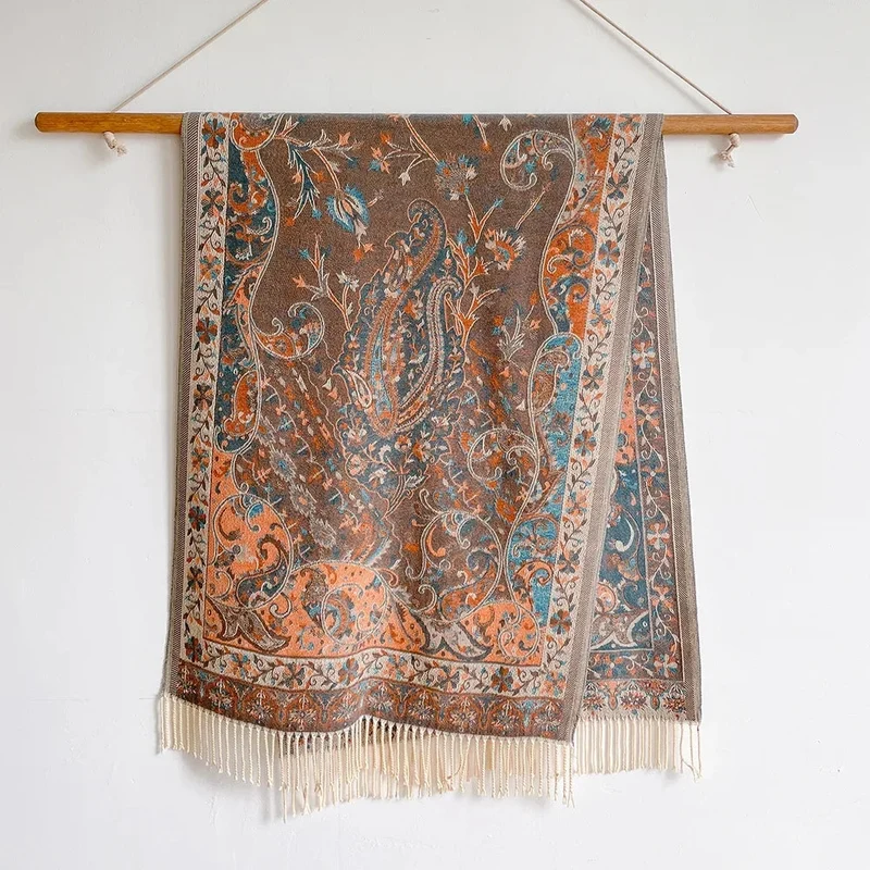 Stilfuld Paisley Dametørklæde i Blød Mikrofiber til Vinterdage