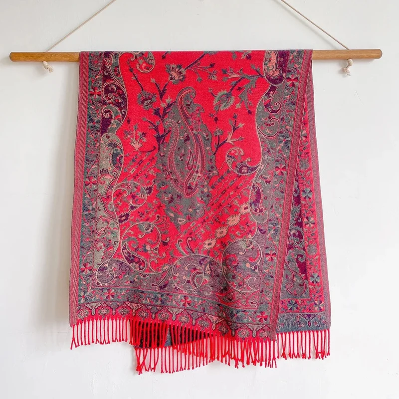 Stilfuld Paisley Dametørklæde i Blød Mikrofiber til Vinterdage