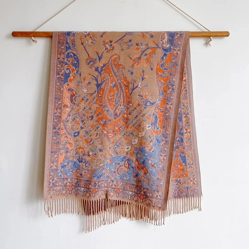 Stilfuld Paisley Dametørklæde i Blød Mikrofiber til Vinterdage