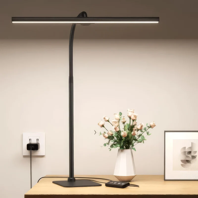 Stilfuld LED-bordlampe med fleksibel hals og justerbar lysstyrke