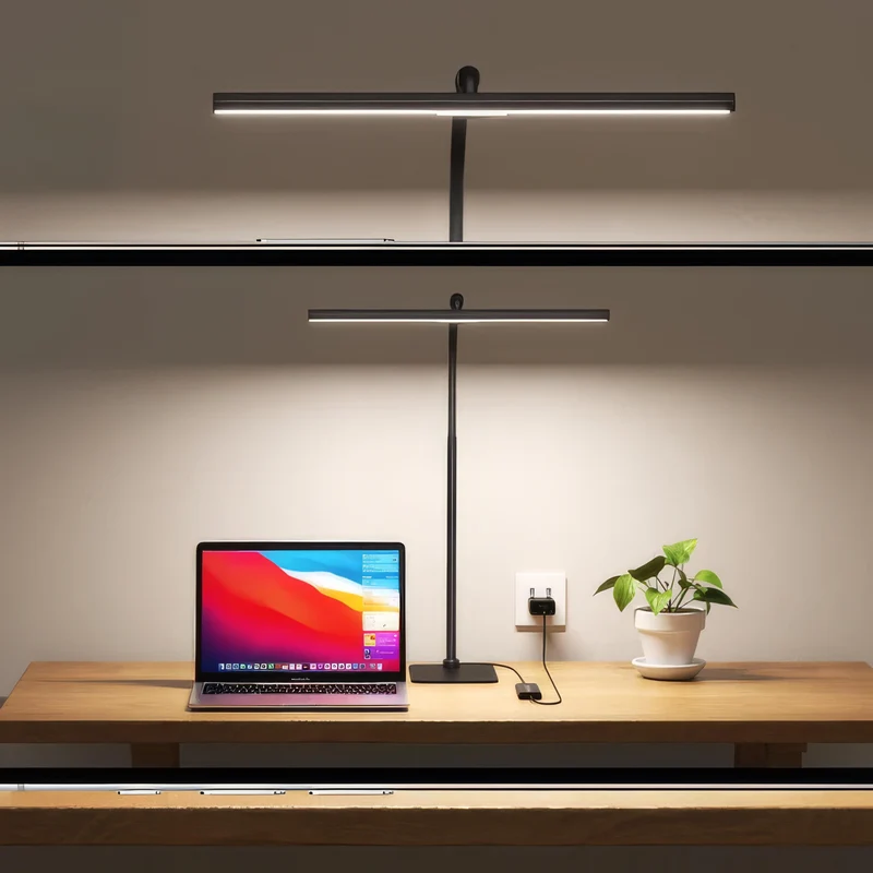Stilfuld LED-bordlampe med fleksibel hals og justerbar lysstyrke