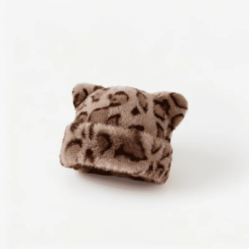 Blød Leopardmønstret Hue – Varm og Trendy Vintertilbehør