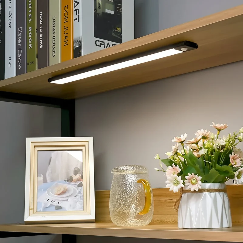 Trådløs LED Skabslys med Bevægelsessensor – Nem Installation