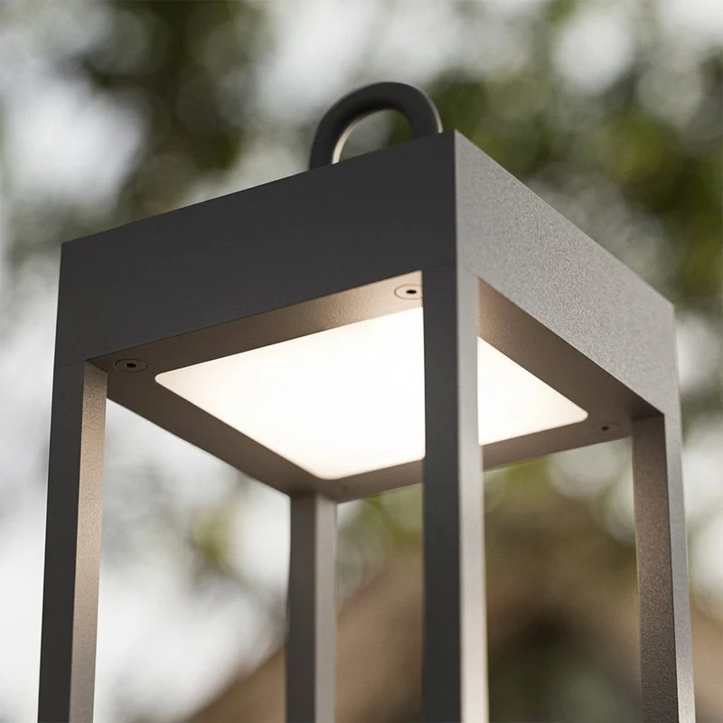 Bærbar LED Lanterne: Justerbar Lys til Terrasse & Have