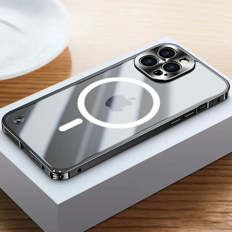 Elegant iPhone Pro Max Cover med Metal og MagSafe