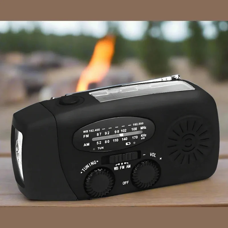 Kompakt Solcelle Radio med Håndsving og USB til Nødsituationer