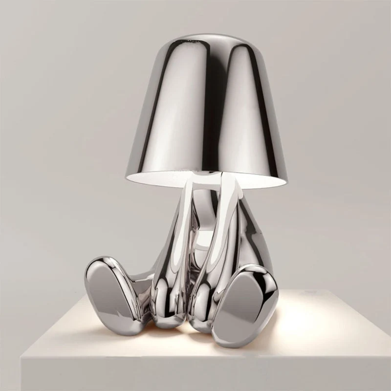 Dekorativ LED Bordlampe med Unik Skulpturel Design