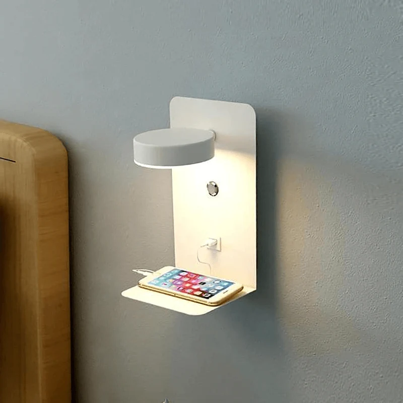 Justerbar LED Væglampe med Hylde og USB Opladning