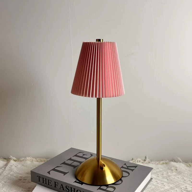 Stilfuld LED Bordlampe med Berøringskontrol & Genopladning