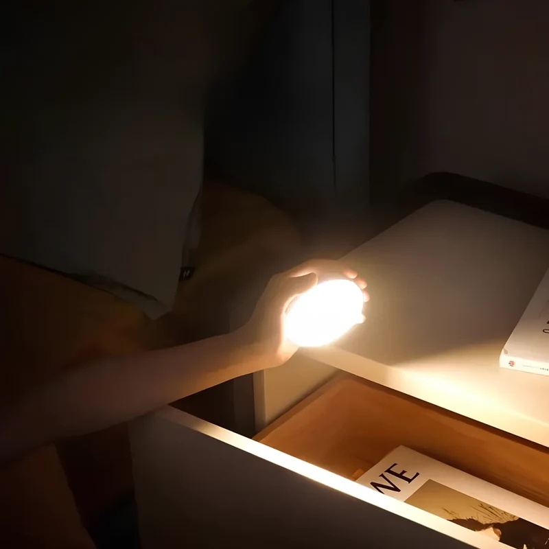 Trådløs LED-lampe med bevægelsessensor – Nem installation