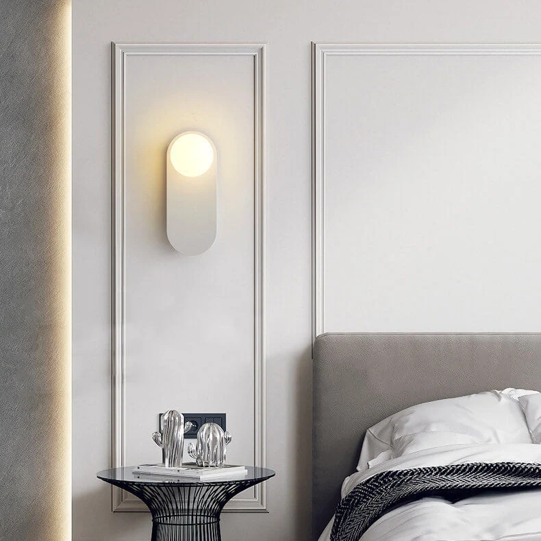 Elegant Væglampe i Glas – Blødt Lys & Skandinavisk Design