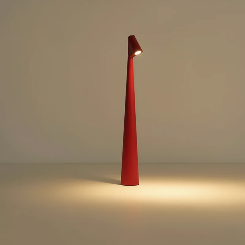 Trådløs LED Bordlampe med Minimalistisk Nordisk Design