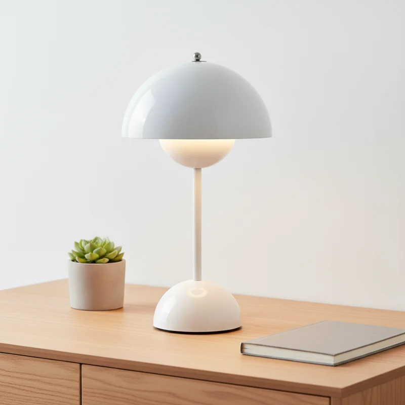 Moderne LED Bordlampe med Justerbart Lys - Skandinavisk Stil