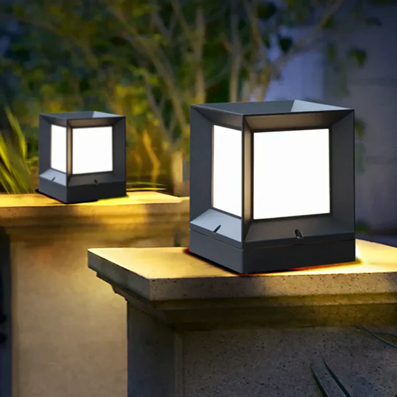 Moderne LED Udendørs Stolpelampe med Blødt Lys