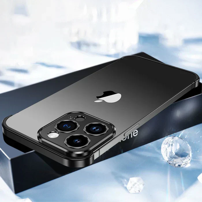 Elegant og Slank iPhone Cover med Mat Metalfinish