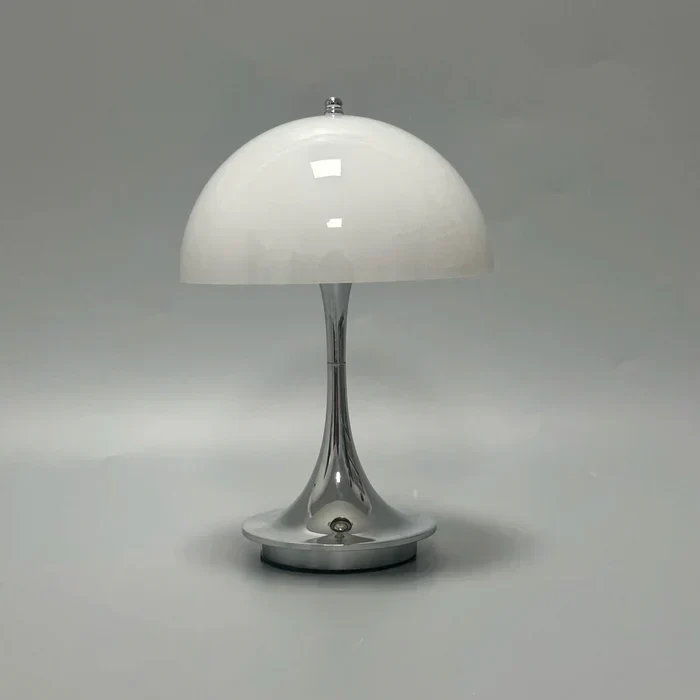 Opladelig Bordlampe med LED i Moderne Design