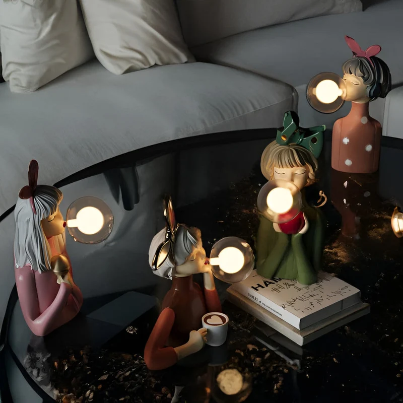 BubbleFairies Bordlampe – Eventyrlig Belysning med Tegneseriefigurer