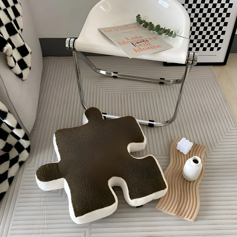 Farverig 3D Puzzle Pude – Komfortabel og Legende Indretning