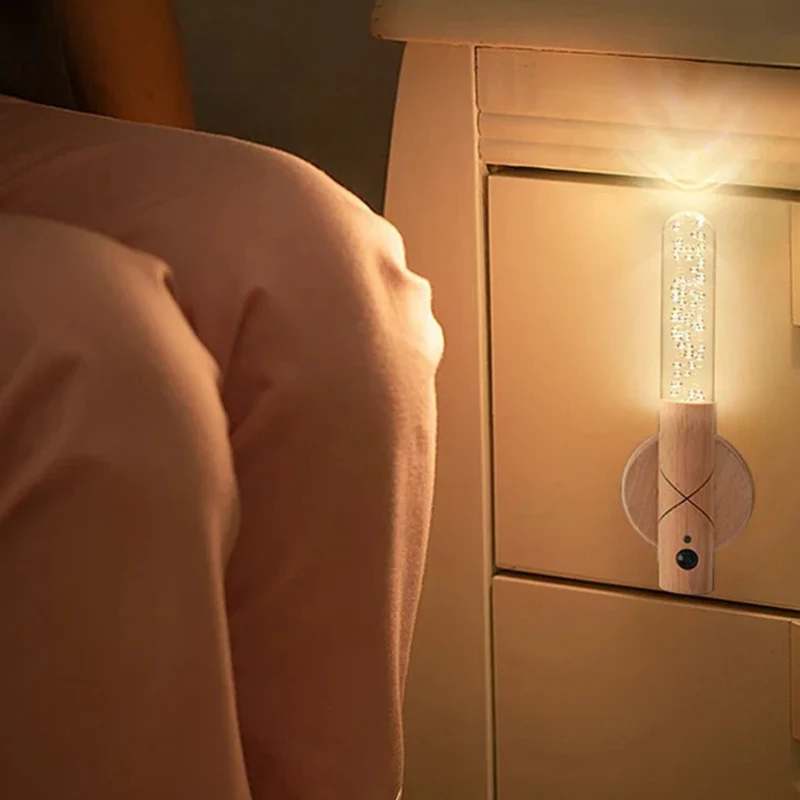 Alsidig LED Bordlampe med Magnetisk Base og Bevægelsessensor