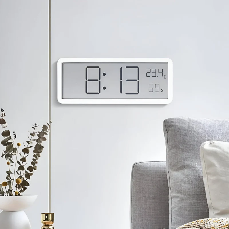 Elegant LED Vægur med Klimainformation & Automatisk Lysstyrke