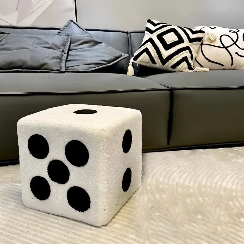 Elegant Velourkubepuf – Komfortabelt og Pladsbesparende Design