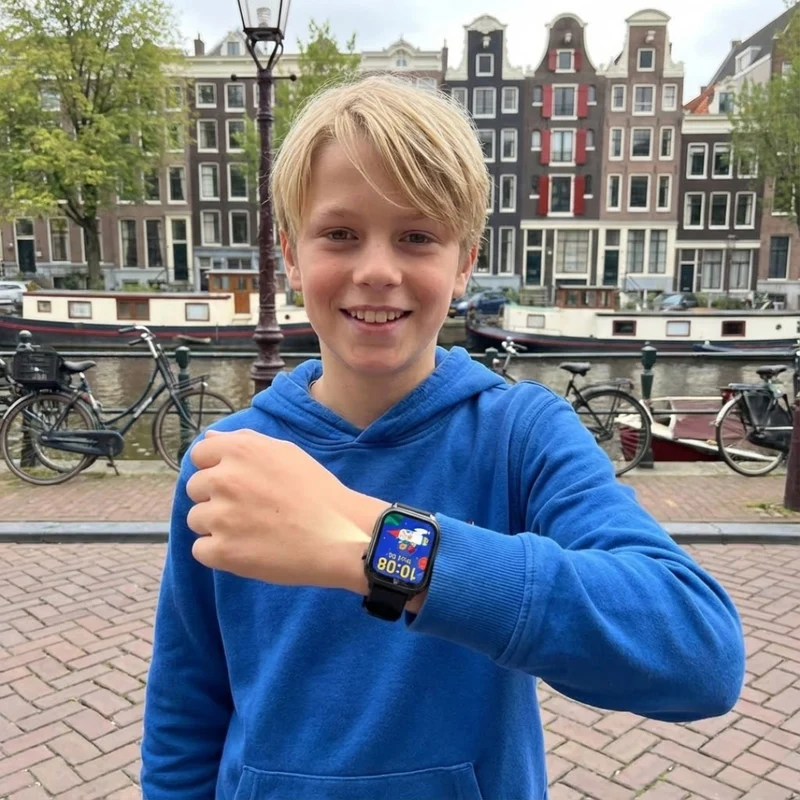 Smart Børneur med Kamera og Touchskærm til Læring