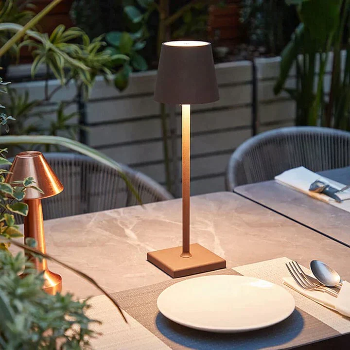Trådløs Genopladelig Bordlampe med Stilrent Design