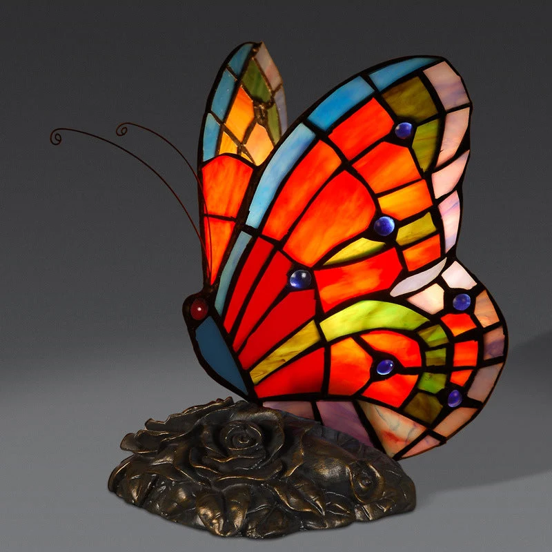 Romantisk Bordlampe med Sommerfugle- og Rosemotiv