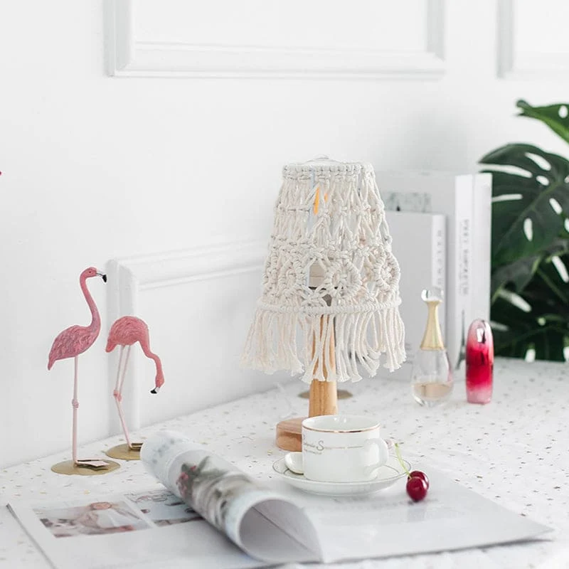 Fleksibel Konisk Lampe med Elegant Keramisk Base