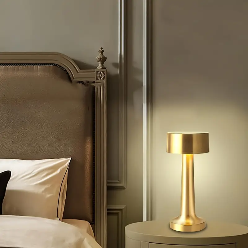 Stilfuld Retro Bordlampe med Justerbart LED-lys