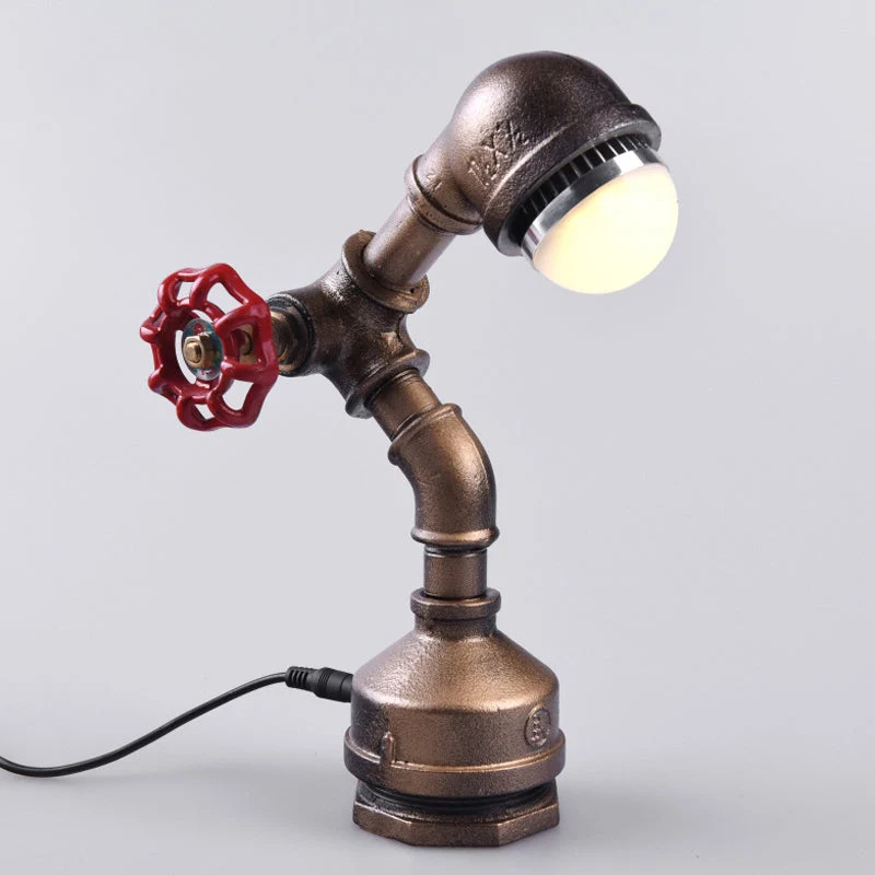Steampunk Lampe i Lækkert Læderlook – Unik Design & Holdbarhed