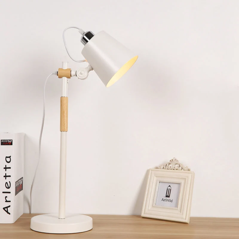 Industriel Bordlampe i Metal – Skab Moderne Hygge