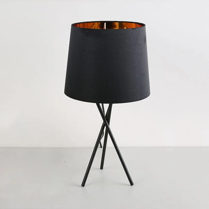 Minimalistisk Bordlampe med Blødt LED Lys i Tøjlampeskærm