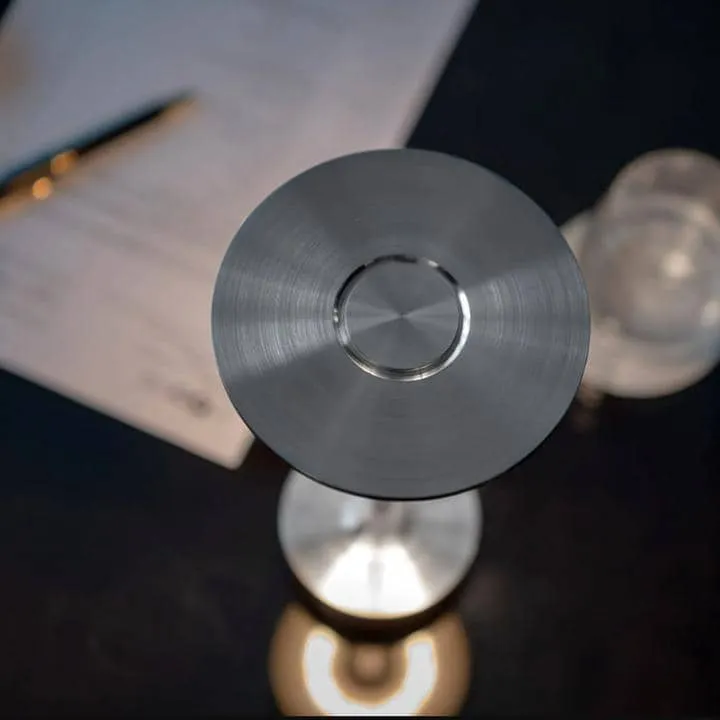 Bærbar Designlampe med Justerbart Lys og Lang Batteritid
