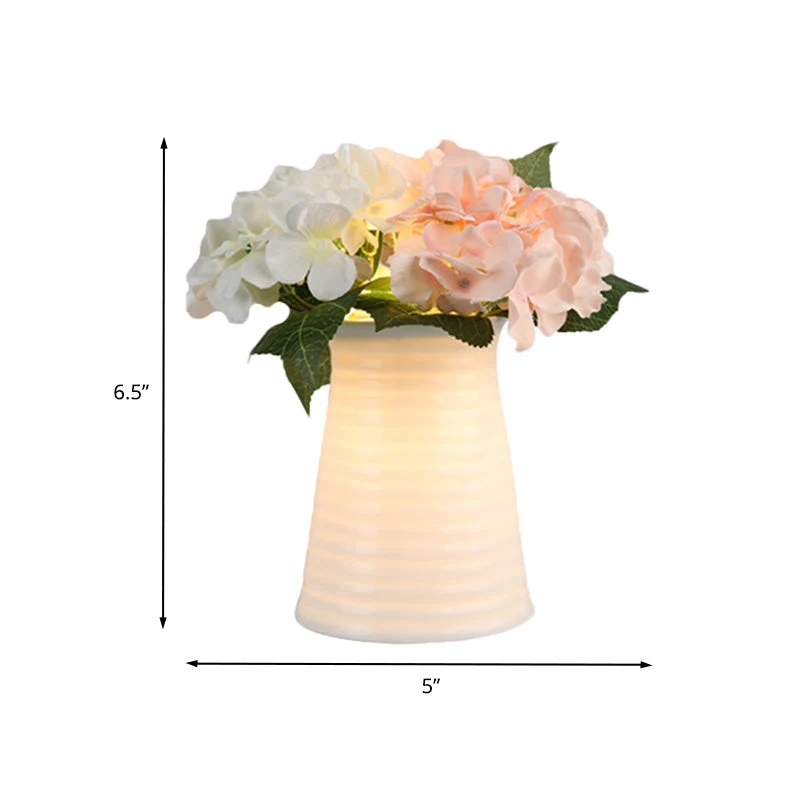 Romantisk Art Deco Natlampe i Glas til Elegant Indretning