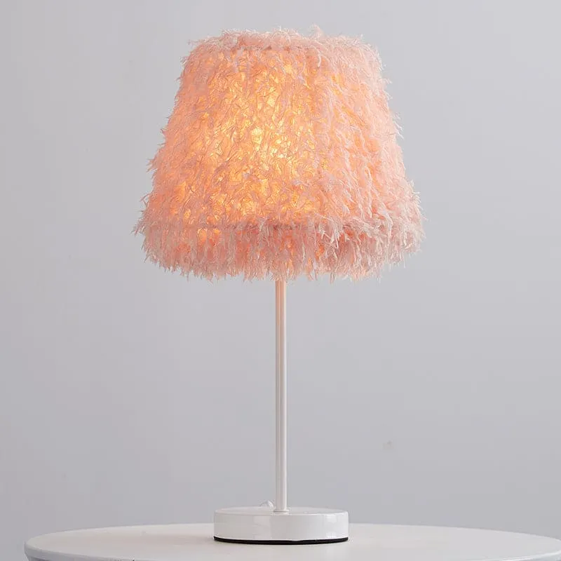 Moderne Bordlampe til Kommode med Blødt Lys