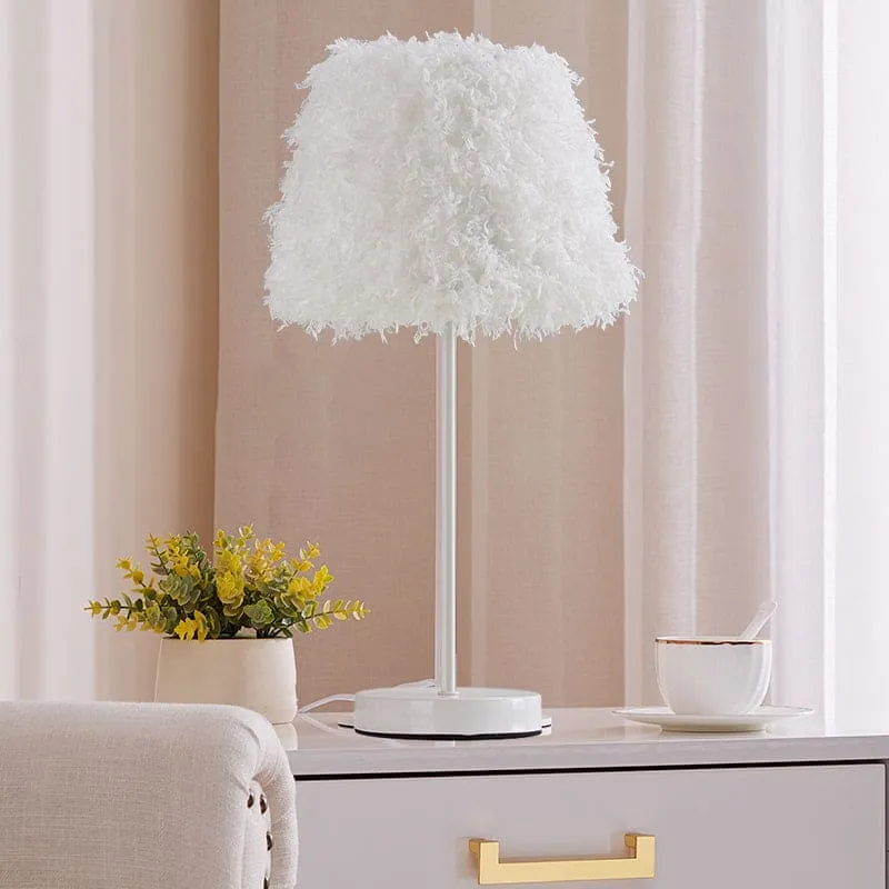 Moderne Bordlampe til Kommode med Blødt Lys
